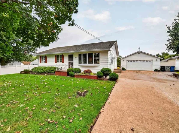 288 28th Ave SW, Cedar Rapids, IA 52404