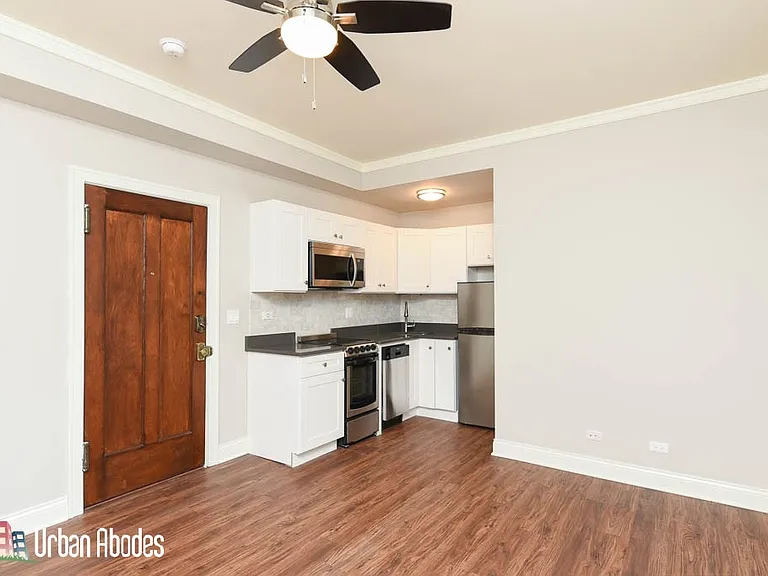 640 W Wrightwood Ave #109 — Photo 7