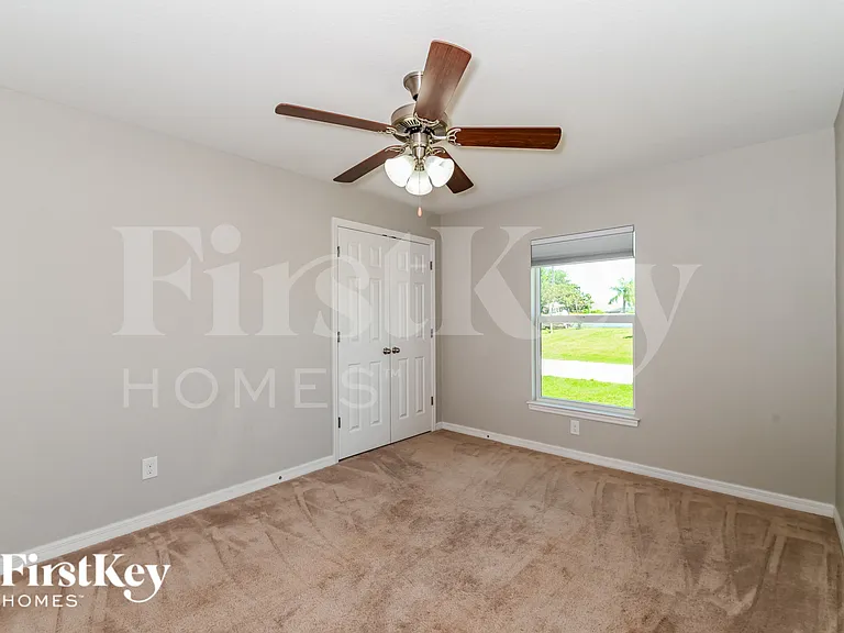 1203 SW 29th St — Photo 13