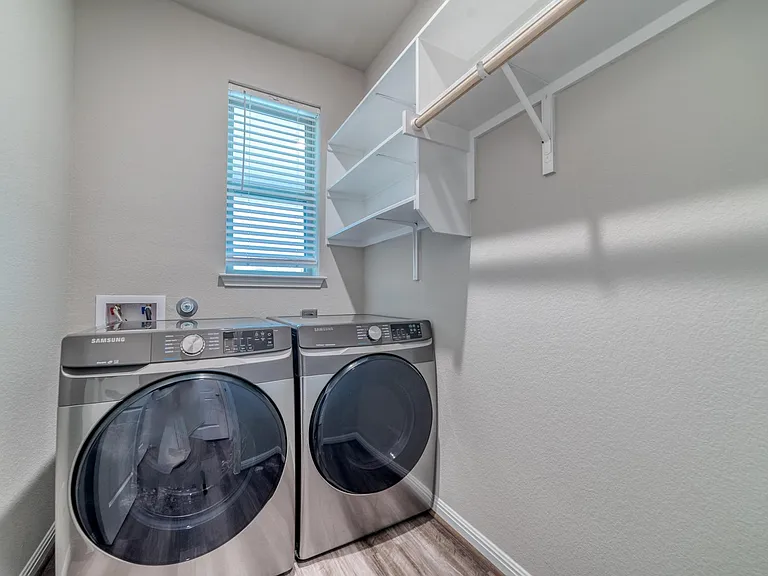 101 Red Cedar Ct — Photo 5