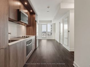 60 Central Park Dr #1611, Markham, ON L3P 7E6