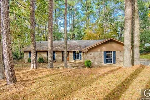 2nd image of 312 Whispering Pine Dr