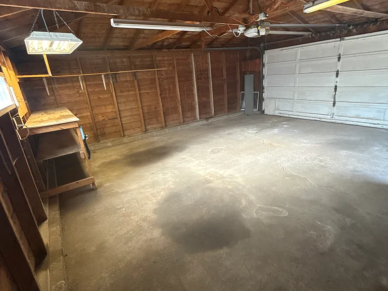1300 S Blauvelt Ave — Photo 31