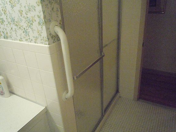 2nd image of 1681 Sherwood Blvd