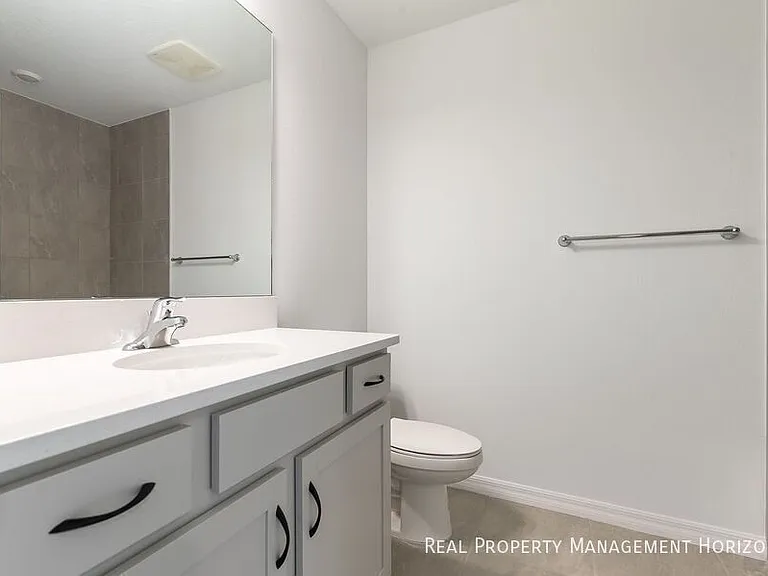 1929 Transom Ln — Photo 16