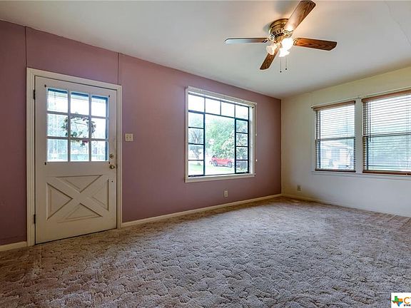 3rd image of 2243 Eastman Ave