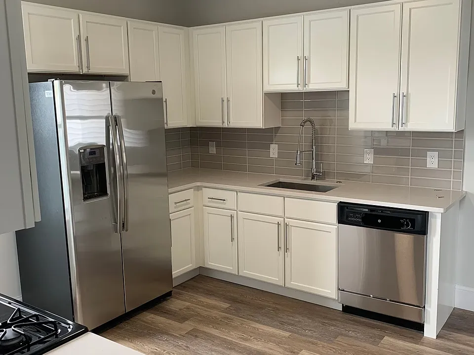 28 Ripley Rd #3
