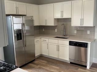 28 Ripley Rd FLOOR 3, Boston, MA 02121