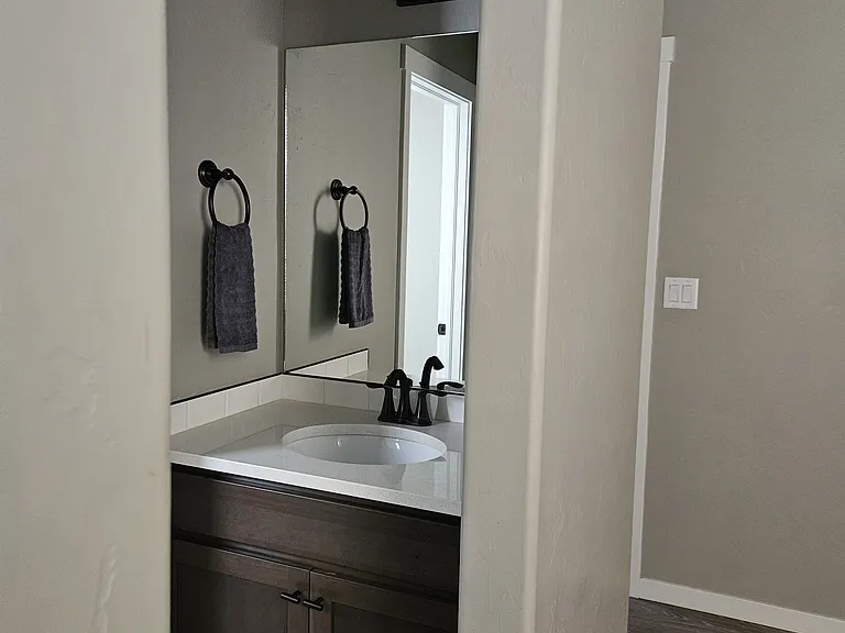 Jack n Jill Bathroom