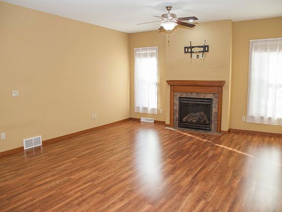 5th image of 505 Pine Lawn Pkwy