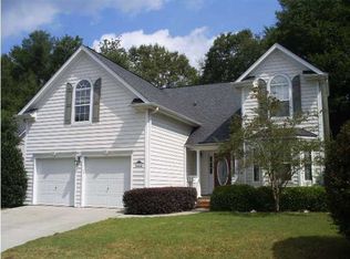 691 Majestic Oaks Dr, Charleston, SC 29414
