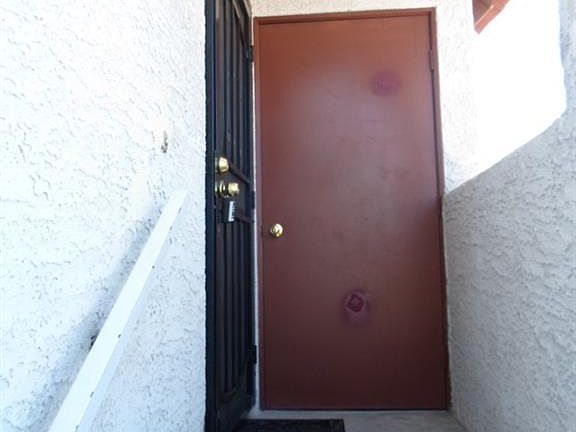 2nd image of 4131 Gannet Cir Unit 392