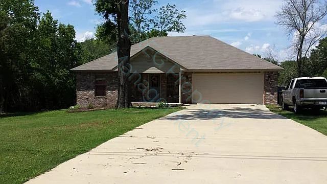 1st image of 111 Briarwood Cir