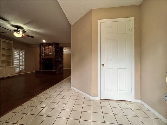 5th image of 75 W Stony Bridge Cir