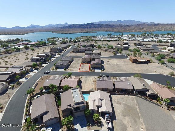 4th image of 726 Malibu Pl