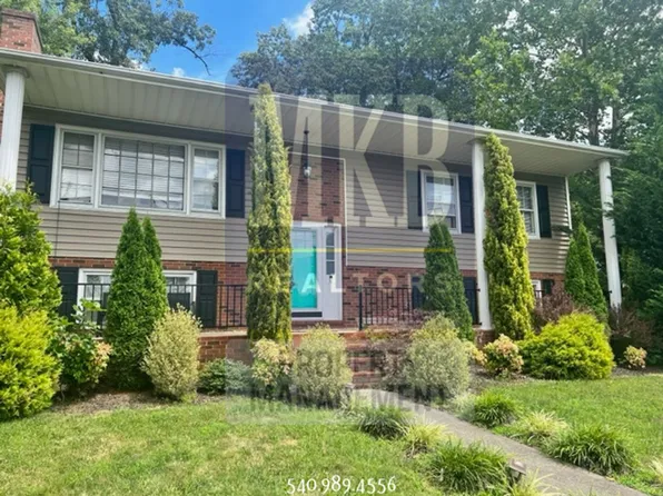 2005 Governor Dr, Roanoke, VA 24019