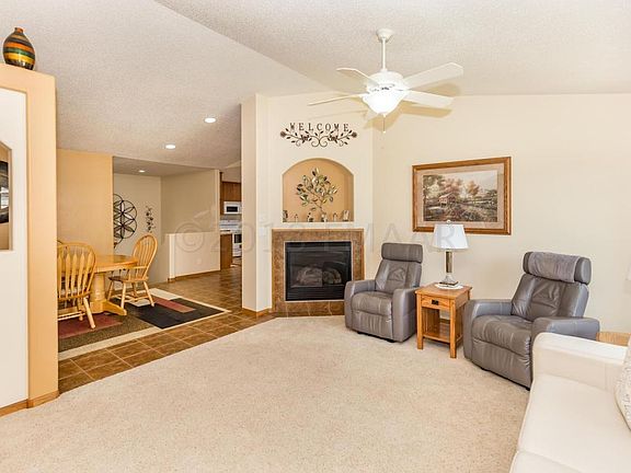 3rd image of 1720 Cypress Way