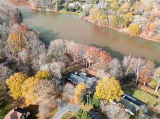 7631 Lasater Rd, Clemmons, NC 27012