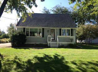 30 Bel Aire Dr, Waukee, IA 50263