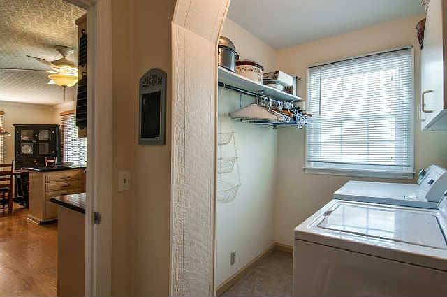 2nd image of 1407 Glade Ct