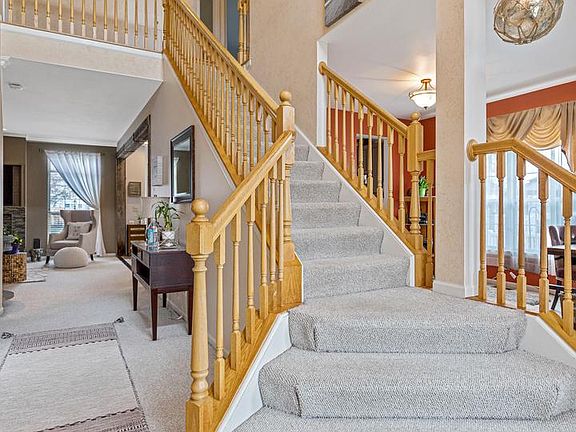 2nd image of 161 Rushmore Dr