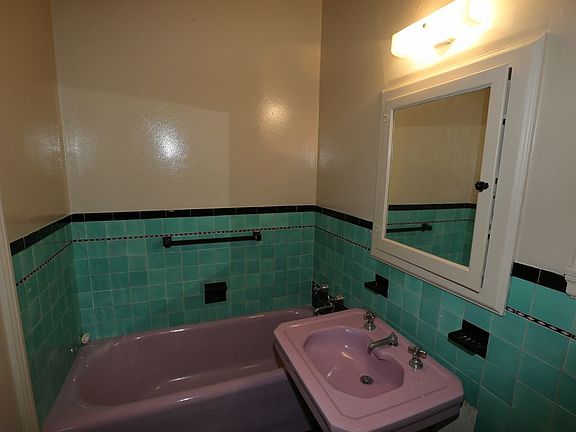 3rd image of 499 Marina Blvd APT 203