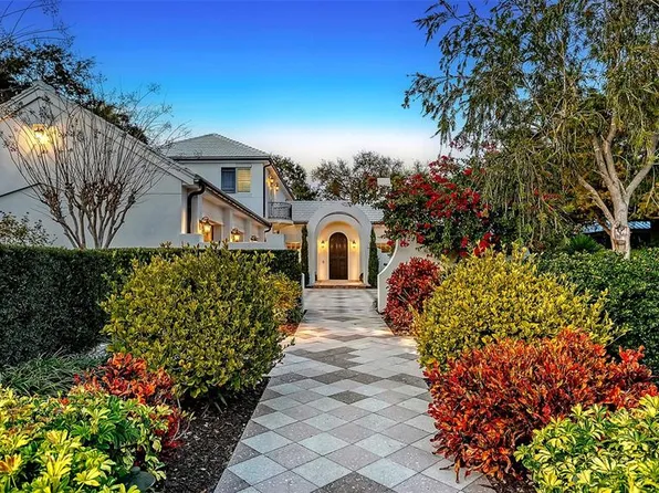 1729 Cherokee Dr, Sarasota, FL 34239
