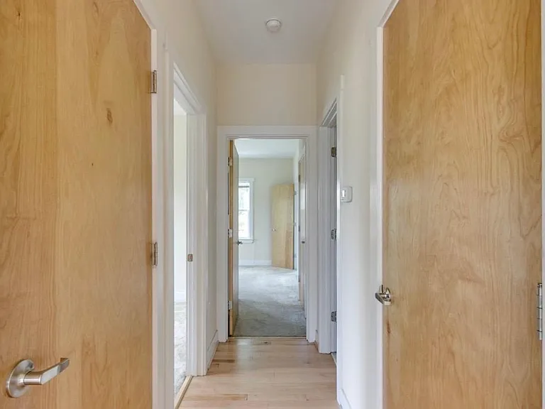 1325 Porter St #B — Photo 9