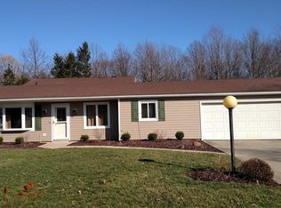 15265 Walnut Creek Dr, Strongsville, OH
