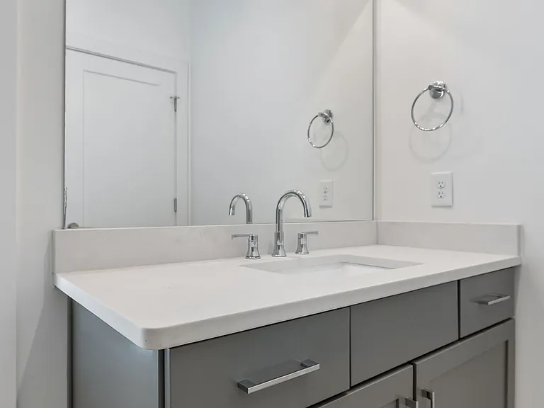 110 Oceola Ave #10 — Photo 15