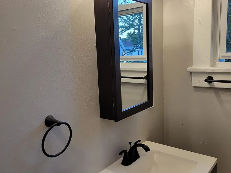 1039 E Pershing St #2 — Photo 24