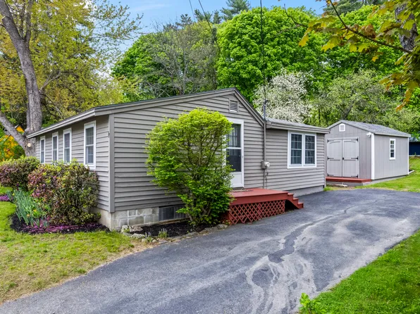 77 Main Street, Raymond, ME 04071