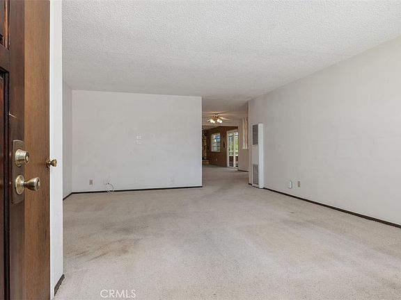 5th image of 2142 Foster St