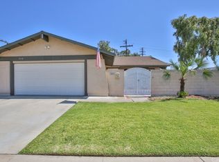 599 Fayette Cir, Costa Mesa, CA 92626