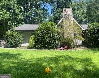 2nd image of 8464 Helmer Ct