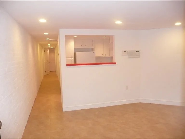 706 7th St SE #B — Photo 13