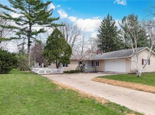 21 Glenhurst Dr, Oberlin, OH 44074