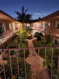 819 E 4th St APT 25, Long Beach, CA, 90802