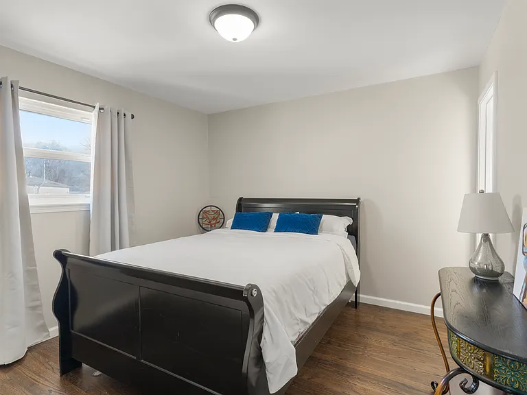 Summit Dr — Photo 11