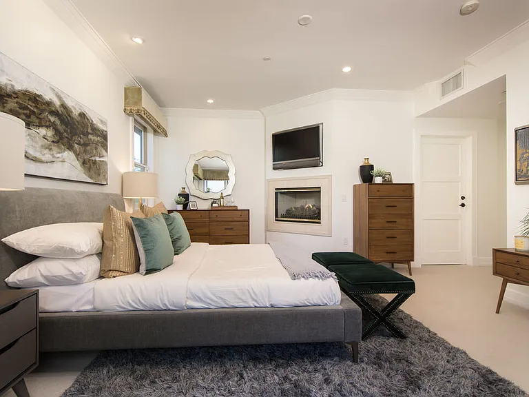 411 N Oakhurst Dr #305 — Photo 16