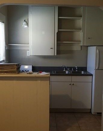 2nd image of 204 E 2nd Ave APT 20