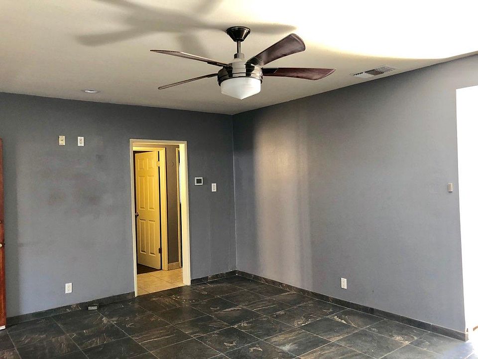 1st image of 3638 E 55th St