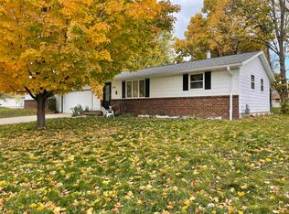 2741 Woodruff Ct, Green Bay, WI 54311