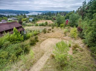 4389 Birkland Rd NE, Bainbridge Island, WA 98110