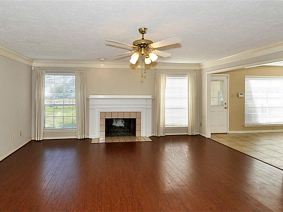 5th image of 4115 Saint Michaels Ct