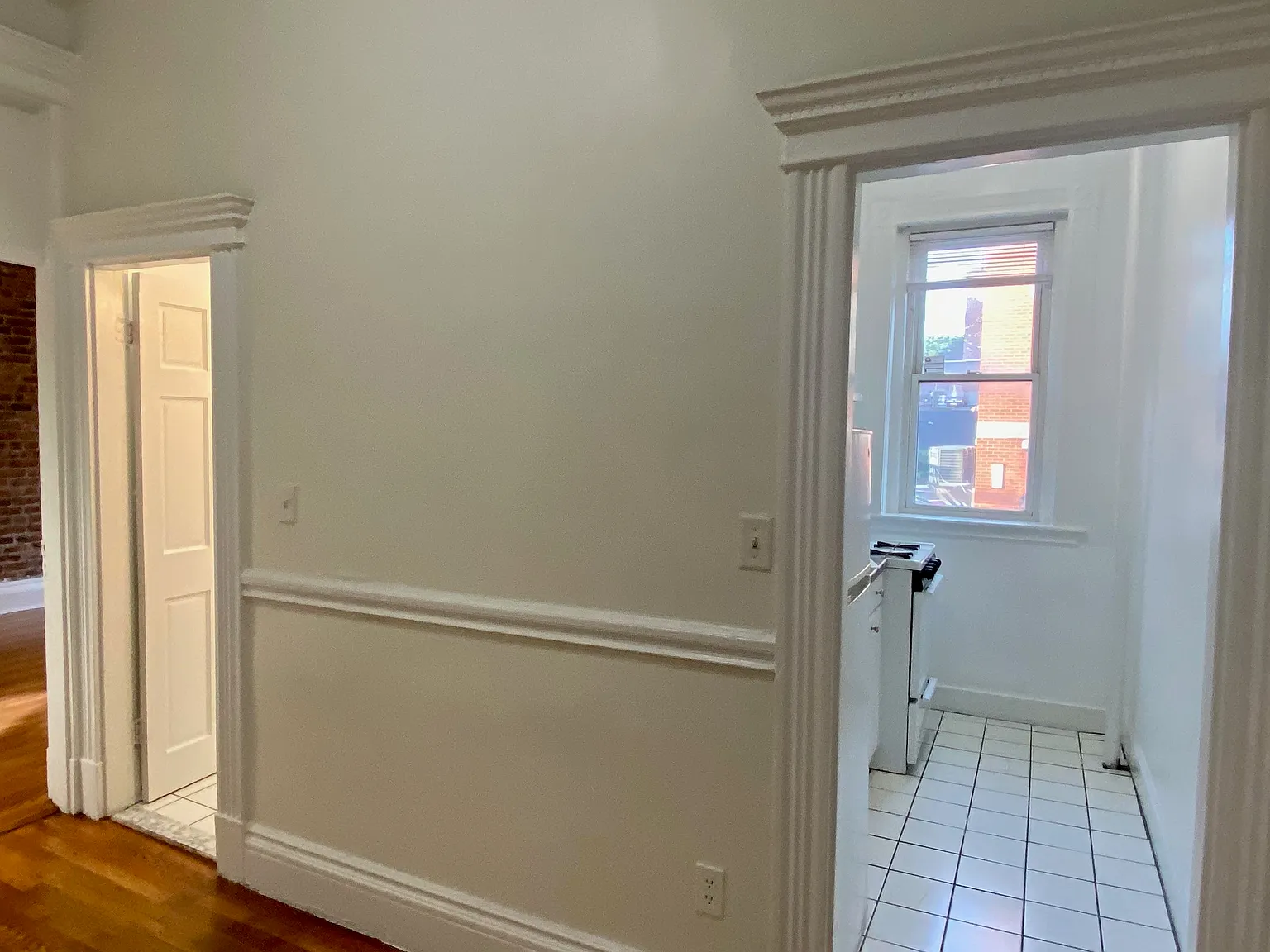 2 bed, 9999 sqft, $2,550 — Photo 1