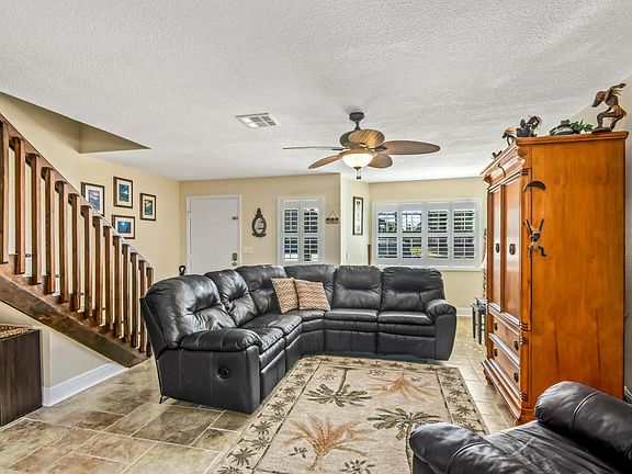 3rd image of 406 Taylor Ave