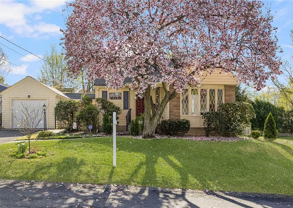 1st image of 98 Homewood Ave