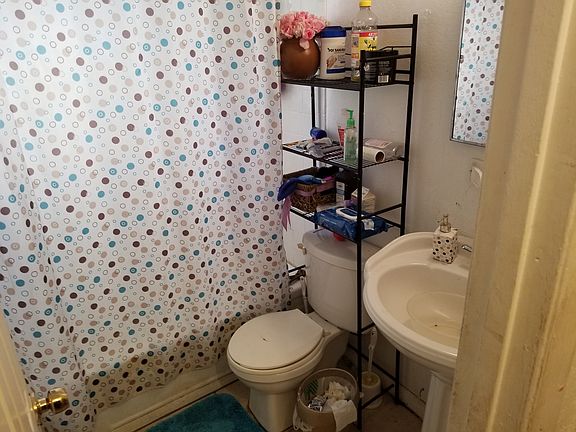 5th image of 8102 N 12th St