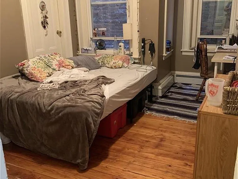 122 Central St #2 — Photo 2